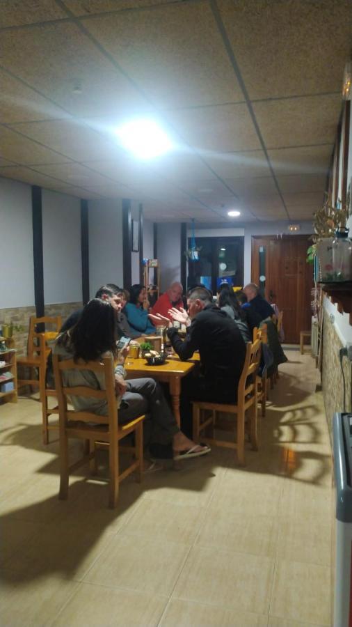 Taberna Albergue Municipal De Ages 外观 照片